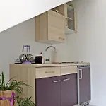 Meow Apartment *